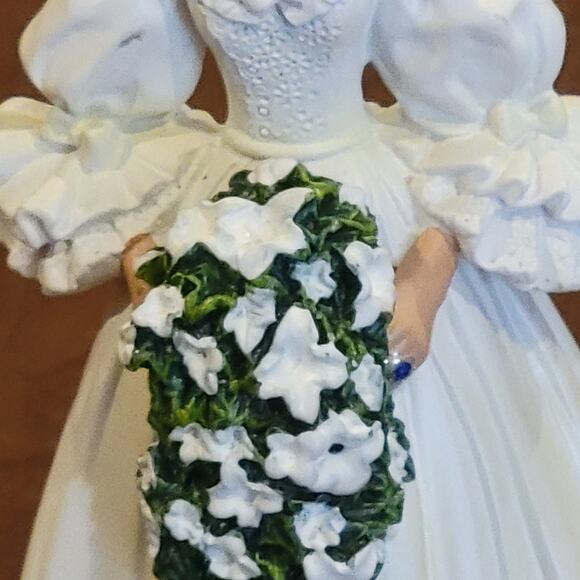 Wedding Day Bride Diana Princess of Our Hearts Hamilton Collection Figurine 2011 - Picture 3 of 12